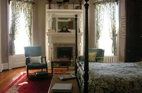 Ruby Lodge At Spring Lake Woods Madisonville Esterno foto